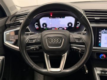 Audi Q3 - 10