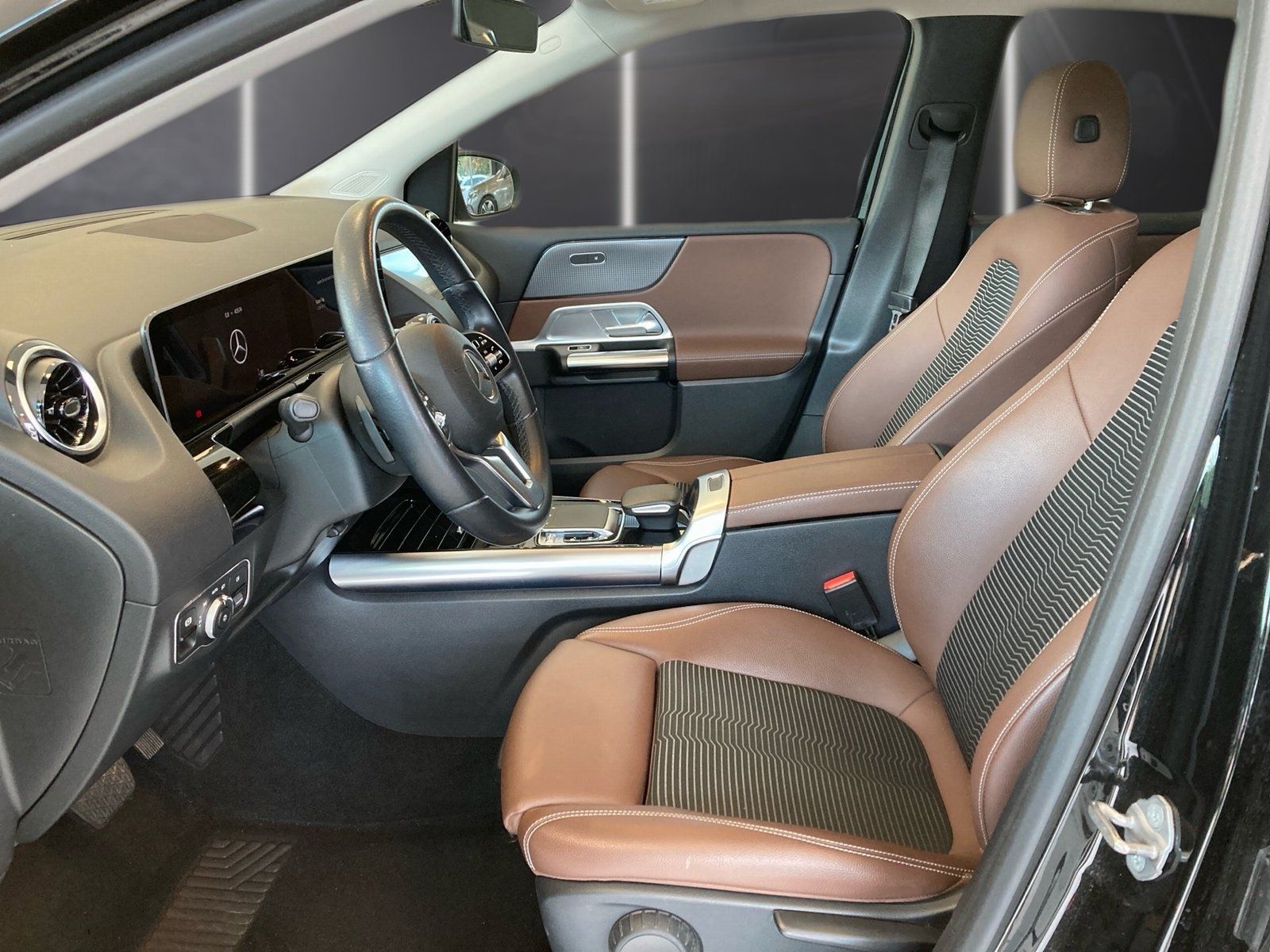 Fahrzeugabbildung Mercedes-Benz B 200 Progressive*Totwinkel*Kamera*MBUX*Sitzheiz