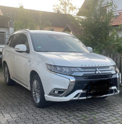 Mitsubishi Outlander Hybrid PHEV