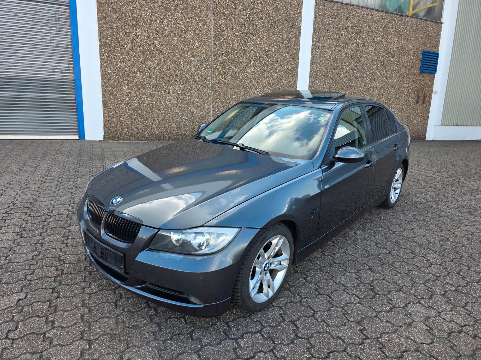 BMW 318i