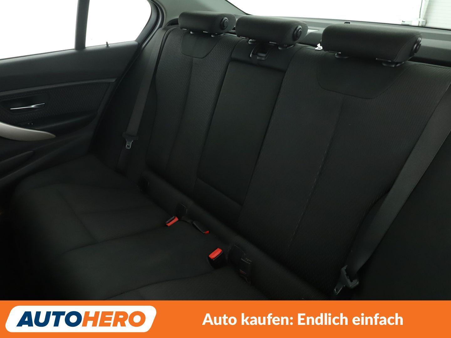 BMW 320d Advantage Aut.*NAVI*LED*HUD*TEMPO*PDC*SHZ*