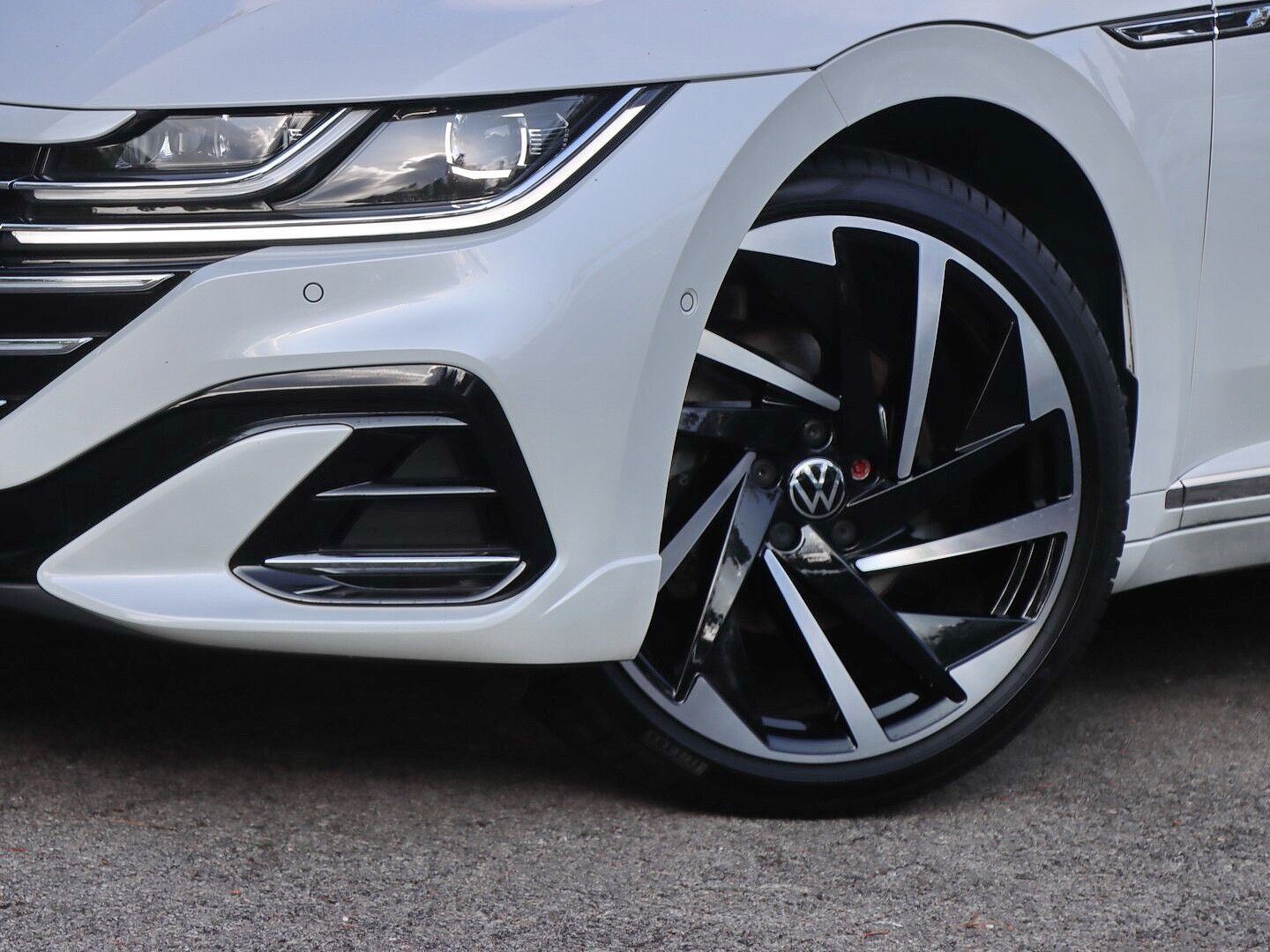 Volkswagen Arteon Shooting Brake R-Line 2.0 TSI OPF DSG STA foto 3