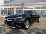 Mercedes-Benz GLA 200 - Mercedes-Benz GLA-Klasse: Limousine