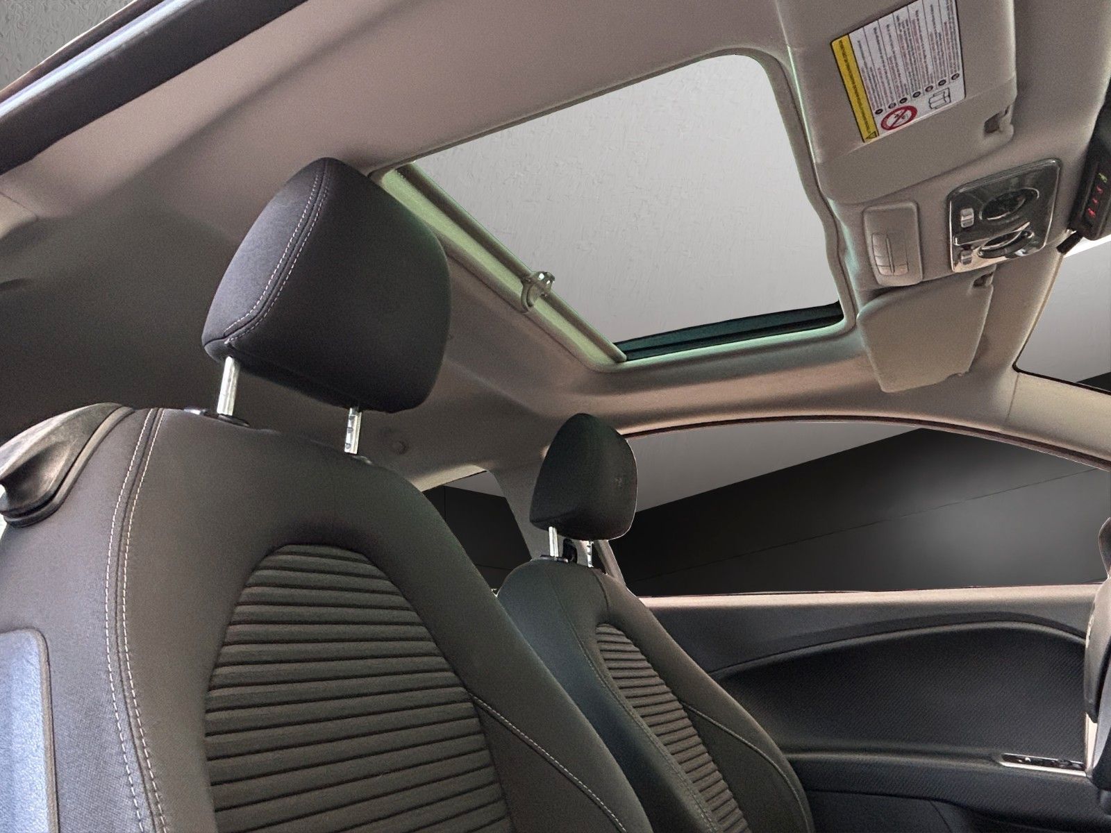 Fahrzeugabbildung Alfa Romeo MiTo Super/TÜV Neu !! / Service Neu !! /