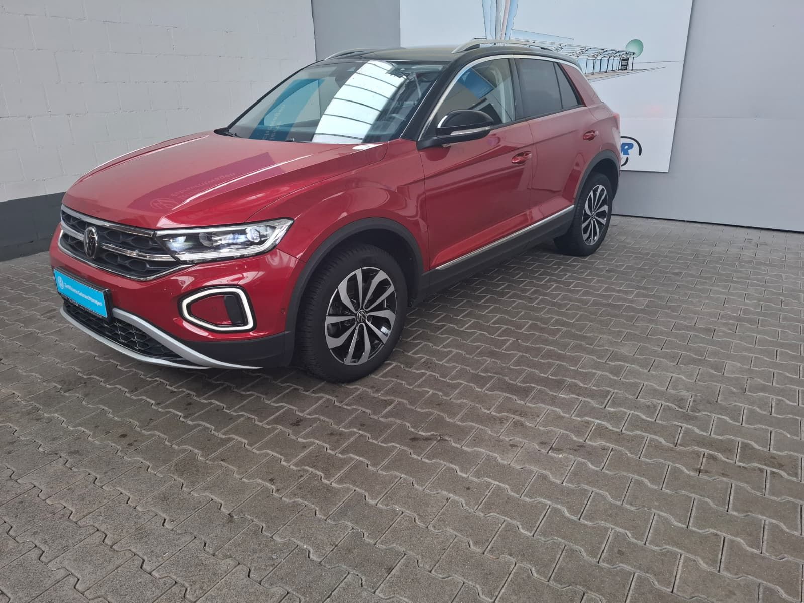 Fahrzeugabbildung Volkswagen T-Roc Style 2,0 TDI DSG +IQ.Drive +Navi +Kamera