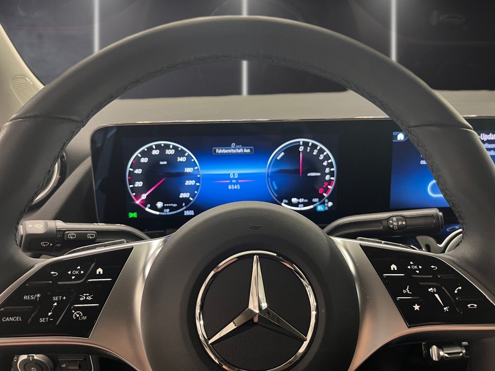 Fahrzeugabbildung Mercedes-Benz GLA 250 e Progressive*LED*Kamera*Easy-Pack*11kW*
