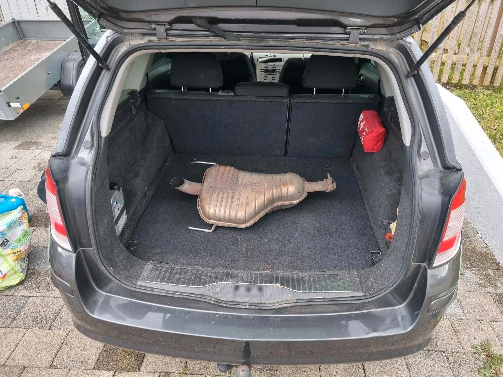 Opel Astra 2009 — photo 5
