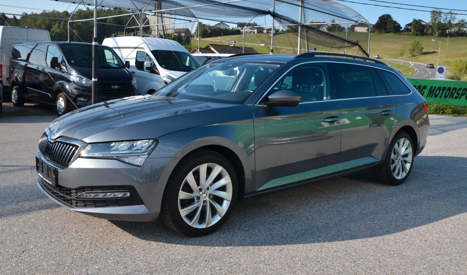 Skoda Superb Kombi 2,0 TDI DSG LED VIRTUAL EXP:18.280 imagem 2