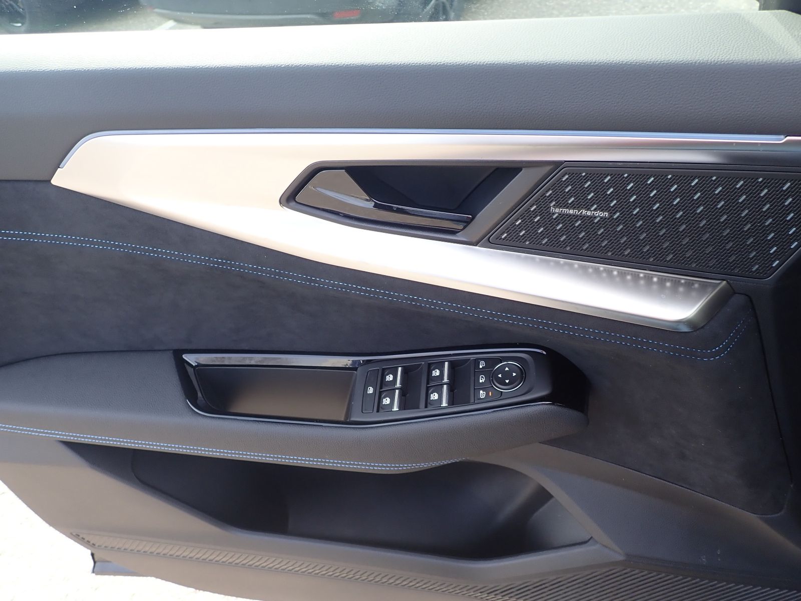 Fahrzeugabbildung Renault Austral Esprit Alpine Full Hybrid E-Tech 200