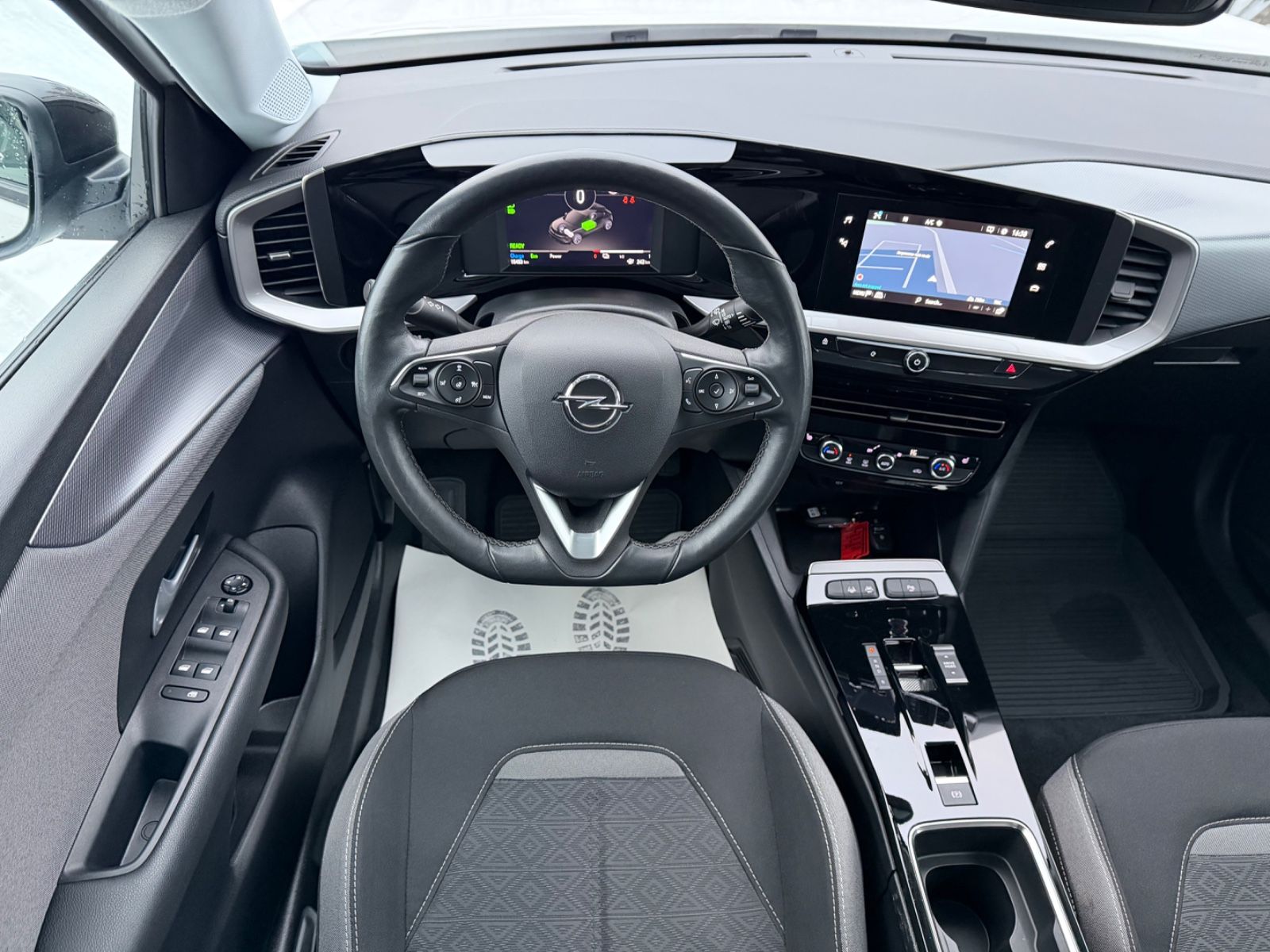 Fahrzeugabbildung Opel Mokka elektro°50 kWh°CCS°LED°Kamera°1.Hand°