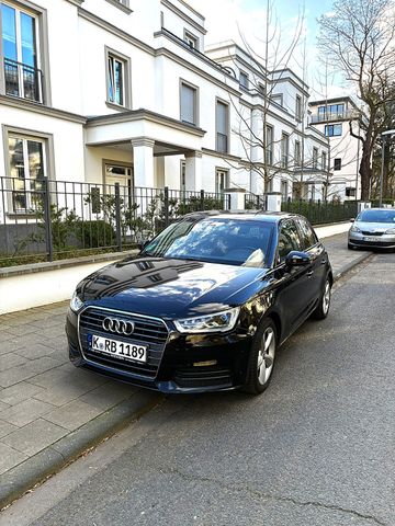 AUDI A1 1.0 TFSI ultra S tronic sport Sportback