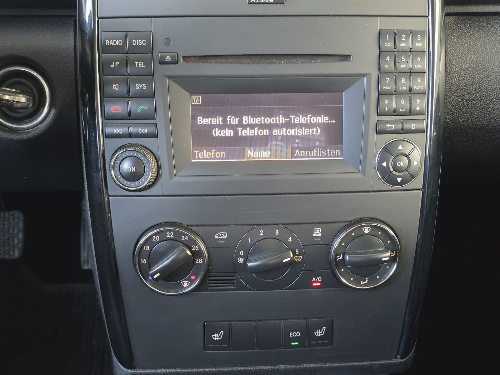 Fahrzeugabbildung Mercedes-Benz A 150 BlueEfficiency SHZ*BLUETOOTH*TÜV09-25