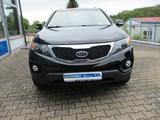 Kia Sorento Vision 4WD+lückenl. Service+2. Hand - gebrauchte Kia Sorento aus dem Jahr 2010