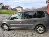 Volkswagen VW Touran Highline AHK 7-Sitzer 140 PS Die... - Volkswagen Touran mit Diesel-Antrieb: Ps 140