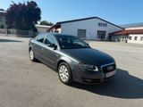 Audi A4 Lim. 2.7 TDI-Rostfrei-Xenon-Schiebedach-Pdc - Audi A4 mit Diesel-Antrieb: Limousine, 2.7