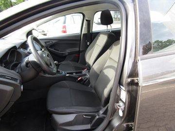 Ford Focus - 7