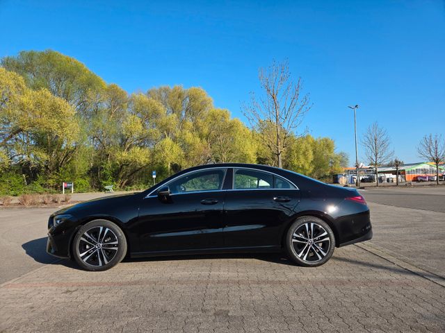 MERCEDES-BENZ CLA 180 mit Lenkradheizung