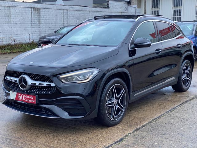 Mercedes-Benz GLA250e AMG Panorama_Distronic_FahrPaket_Augment