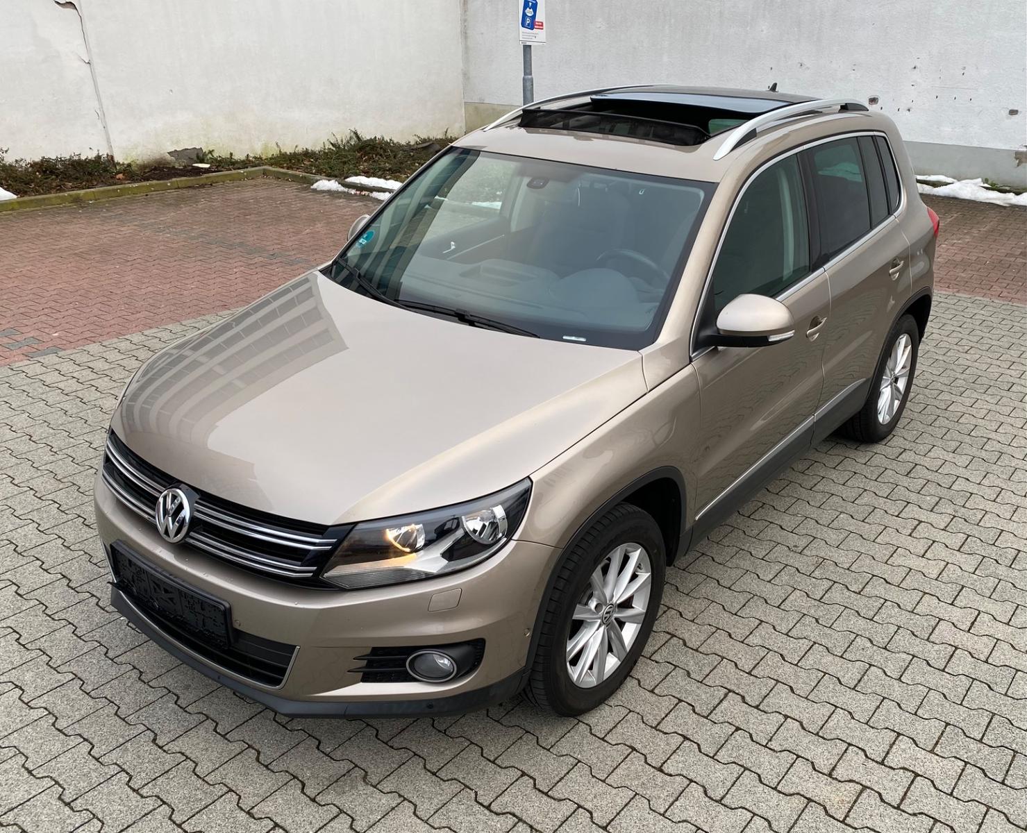 Volkswagen Tiguan 2.0 TDI/Panorama/Navi/Parkpilot