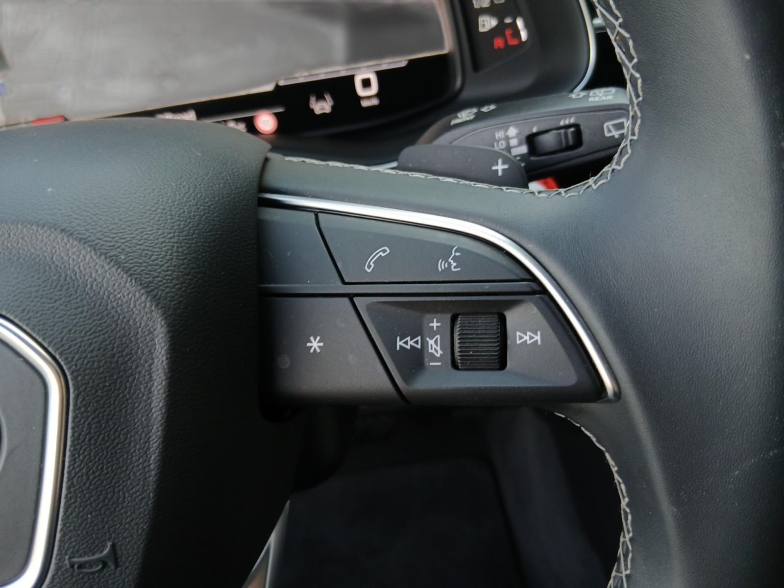 Audi Q8 TDI qu. tiptronic *MATRIX*PANO*HuD*AHK*360°* foto 15