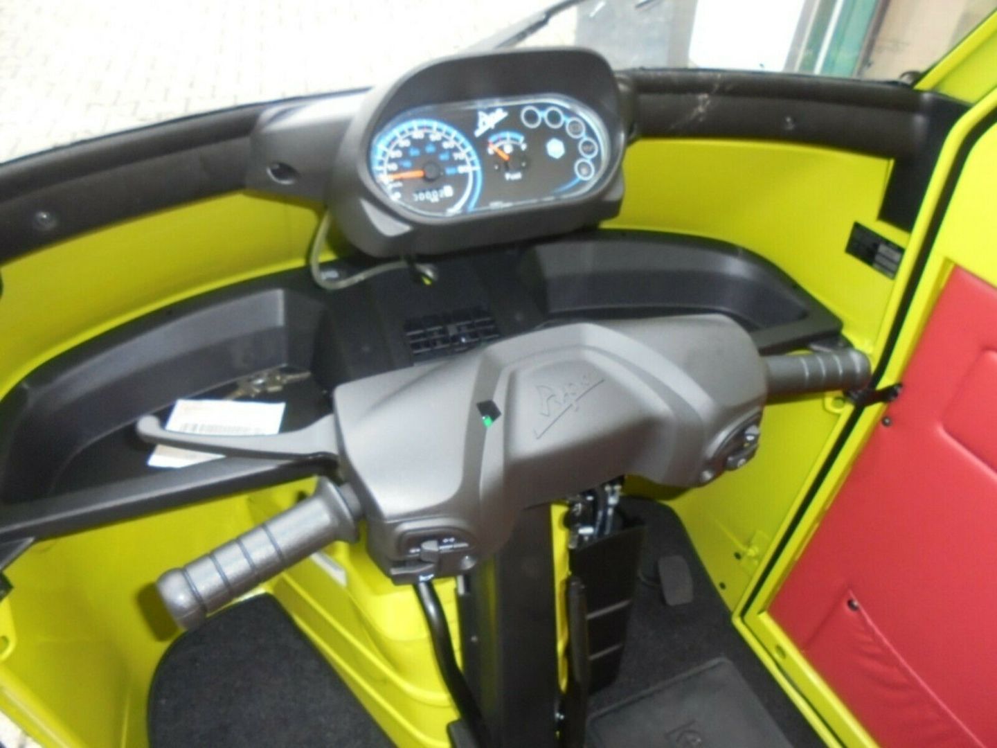 Fahrzeugabbildung Piaggio Ape 50 Kasten verde limasa, auch als 25kmh erhäl