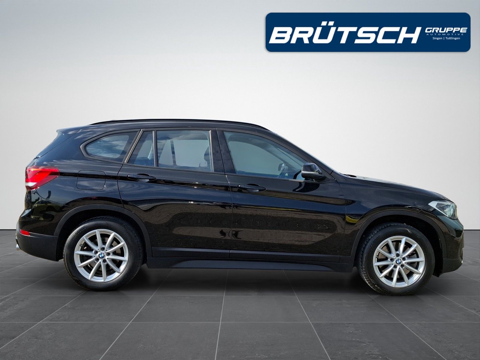 BMW X1 xDrive 20 i Advantage AUTOMATIK / AHK / NAVI - Image 8