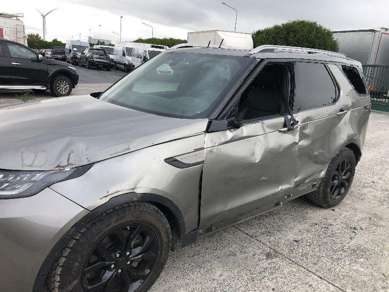 Land Rover Discovery 5 SE SD4