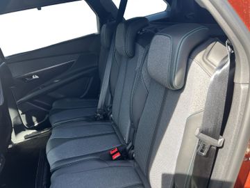 Peugeot 5008 Allure Pack1.2 136 Kam.+KeyLess+LED+Navi