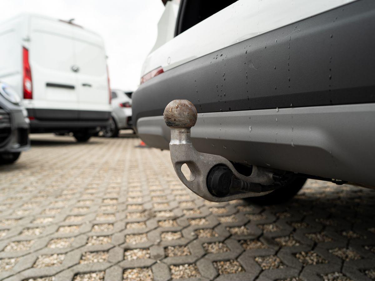 BMW X1 sDrive20i AHK AdLED Aktivsitz KoZg Spiegelpak, миниатюра 24