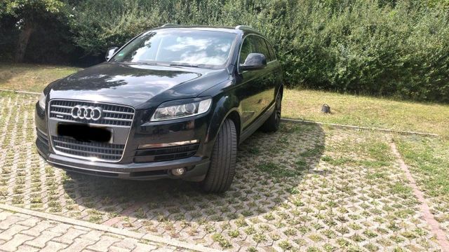 Audi Q7 3.0 TDI 232PS