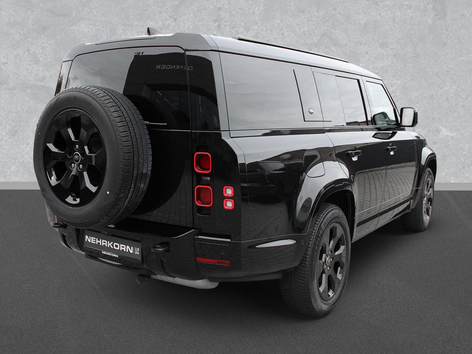 Fahrzeugabbildung Land Rover Land Rover Defender 130 D300 X-Dynamic SE