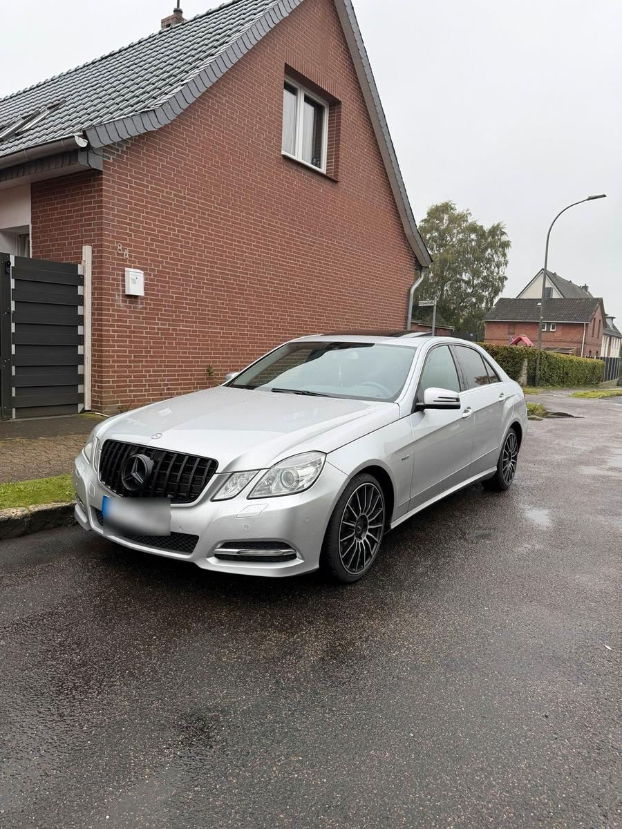 Mercedes-Benz E 300
