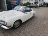Volkswagen VW Karmann Ghia Coupe - Volkswagen Karmann Ghia mit Benzin-Antrieb