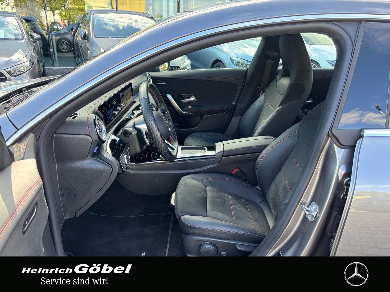 Fahrzeugabbildung Mercedes-Benz CLA 180 AMG*KEYLESS*KAMERA*AMBIENTEBELEUCHTUNG*