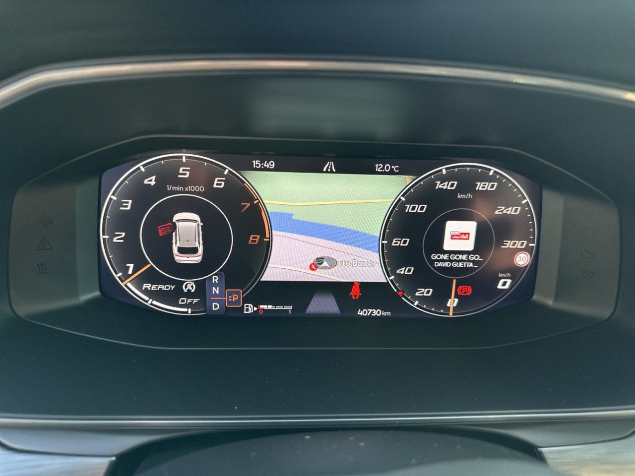 Fahrzeugabbildung CUPRA Leon Sportstourer VZ 2.0 TSI 4Drive DSG - mit KI generiert/bearbeitet