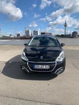 Peugeot 208 Panorama Scheckheftgepflegt  - gebrauchte Peugeot 208 aus dem Jahr 2019