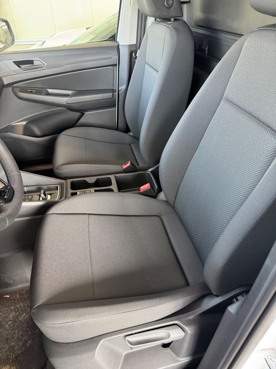 Fahrzeugabbildung Ford Transit Connect PHEV 1,5 Automatik/Sofort