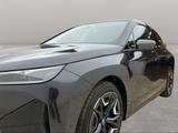 BMW iX xDrive40 AHK Driv.Assist.Prof Harman/K Laser - BMW iX xDrive40 Gebrauchtwagen