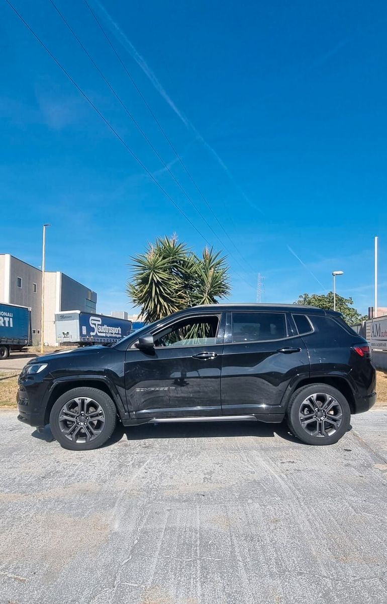 Jeep Compass 1.6 MultiJet II 130 CV 80° annivers imagem 3