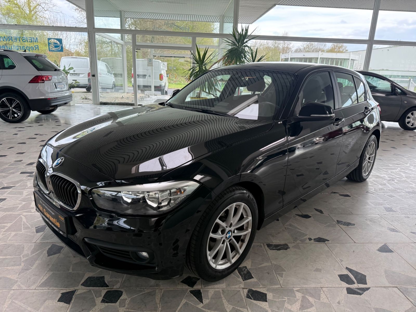 BMW 118