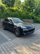 Porsche Cayenne S S - Porsche: Unfallwagen