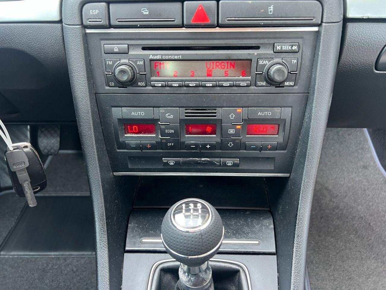 Audi A4 2006 — photo 14