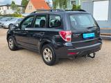 Subaru Forester 2.0X*Automatik*4x4*AHK*Sitzheizung*PDC* - Subaru Gebrauchtwagen von 2012