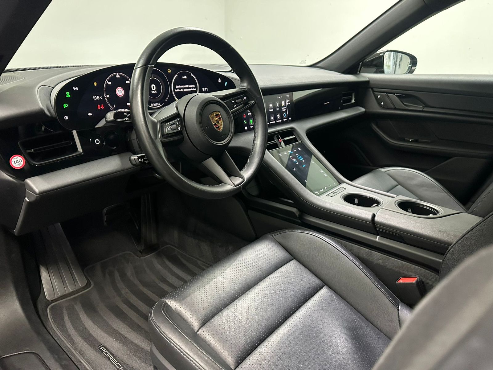 Fahrzeugabbildung Porsche Taycan  *LED*KLIMA*NAVI*SH*