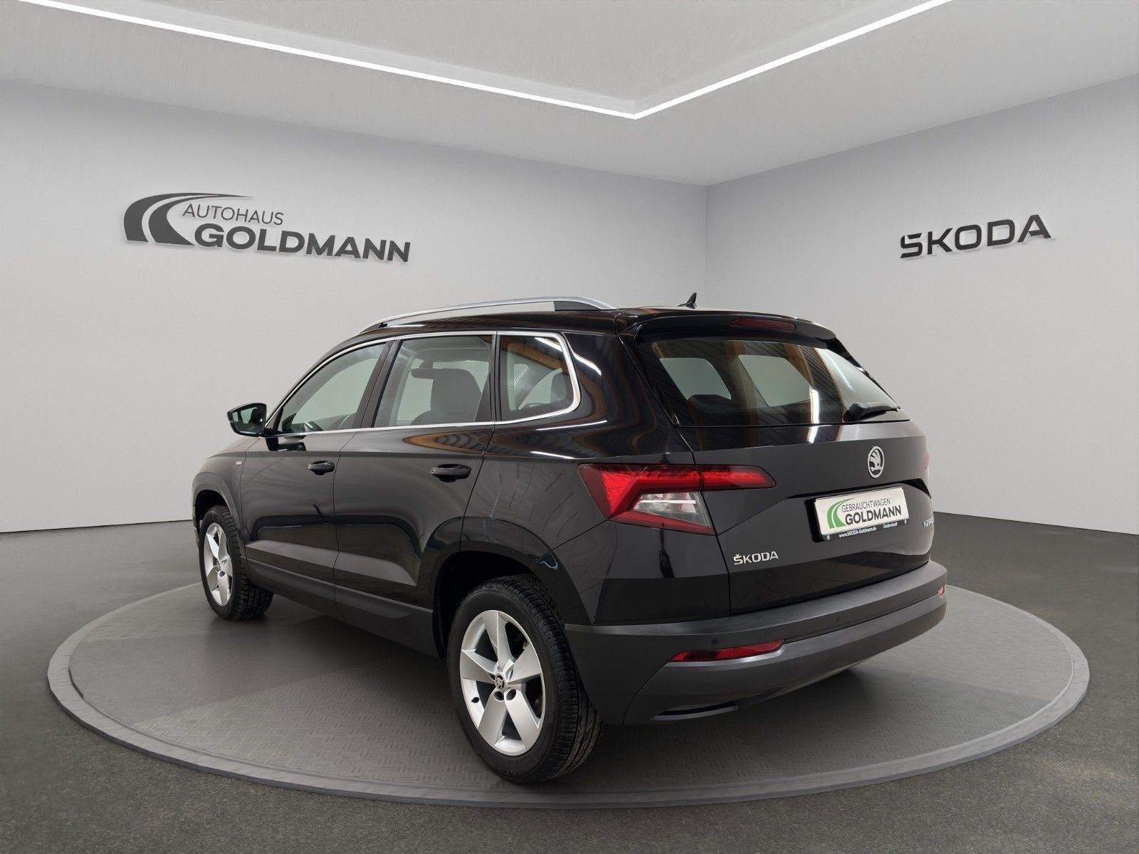 Fahrzeugabbildung SKODA Karoq Soleil 2.0 TDI 110 kW Standheizung