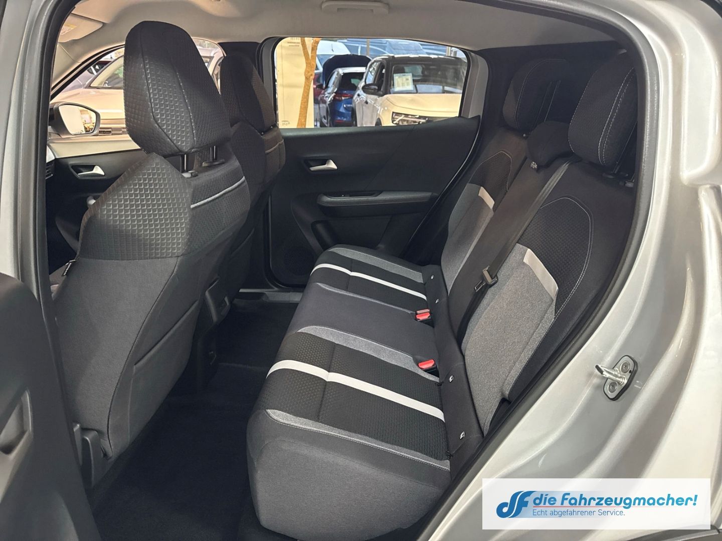 Fahrzeugabbildung Opel Frontera Electric GS 83 kW Navi Digitales Cockpi