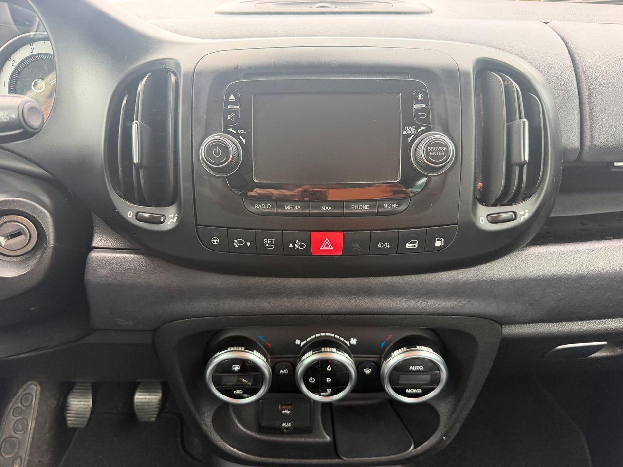 Fiat 500L 2014 — photo 13