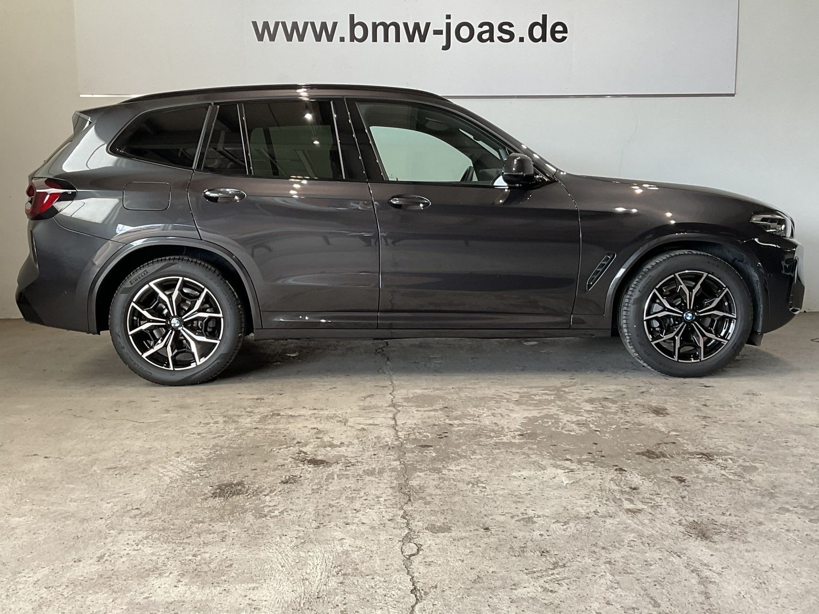 Fahrzeugabbildung BMW X3 xDrive20i | M Sportpaket | Sportsitze | HiFi