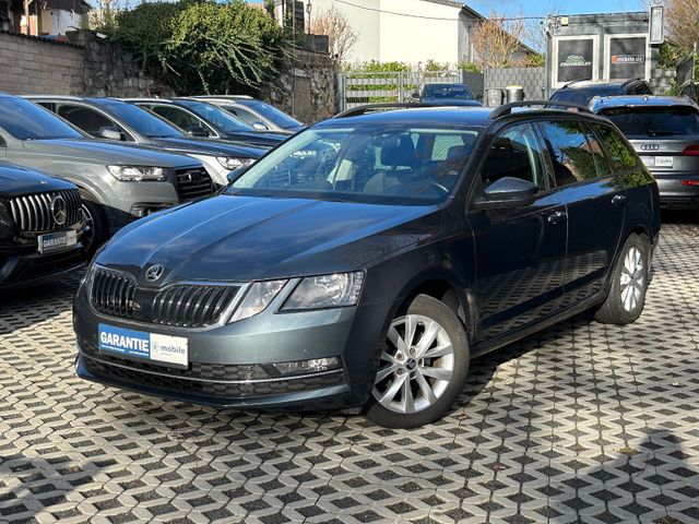 Skoda Octavia Combi Style AUTOMATIK APPLE