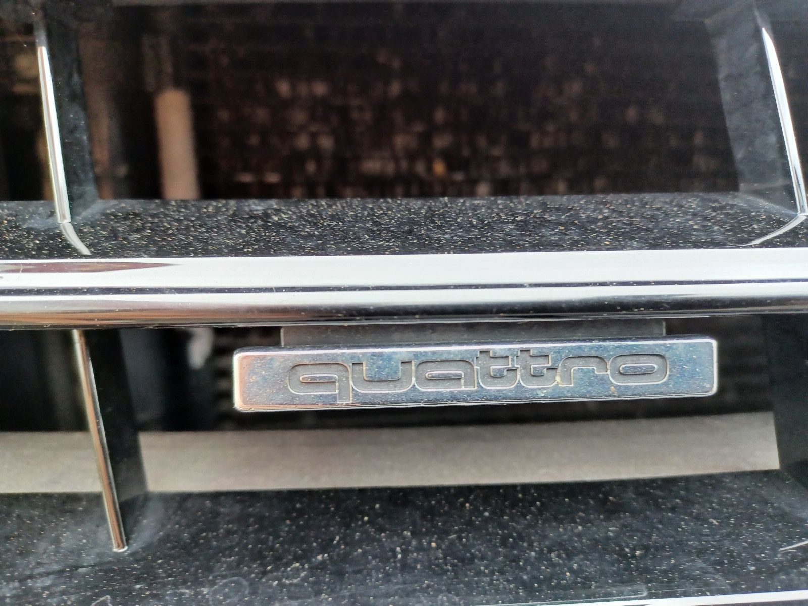 Fahrzeugabbildung Audi A4 Avant 3.0 TDI DPF quattro S tronic Sthzg uvm.